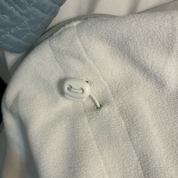 The Bradford Exchange Vintage Collectors Edition Rain Hooded Jacket Birdโฆ - Picture 17 of 17